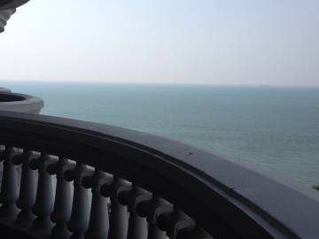 One bedroom Condo For Sale In Park Beach Condominium