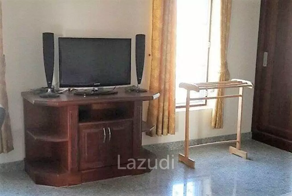 3 Bed Villa near Black Mountain