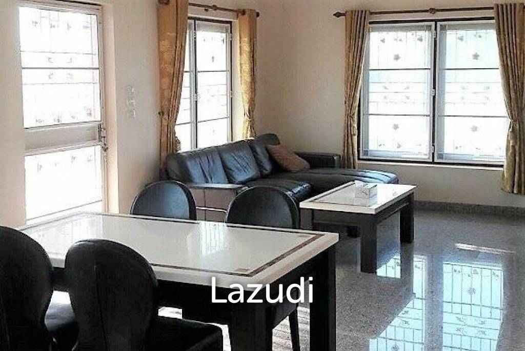 3 Bed Villa near Black Mountain