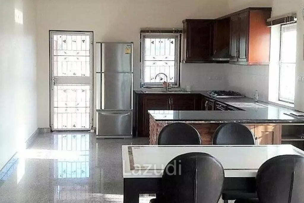 3 Bed Villa near Black Mountain