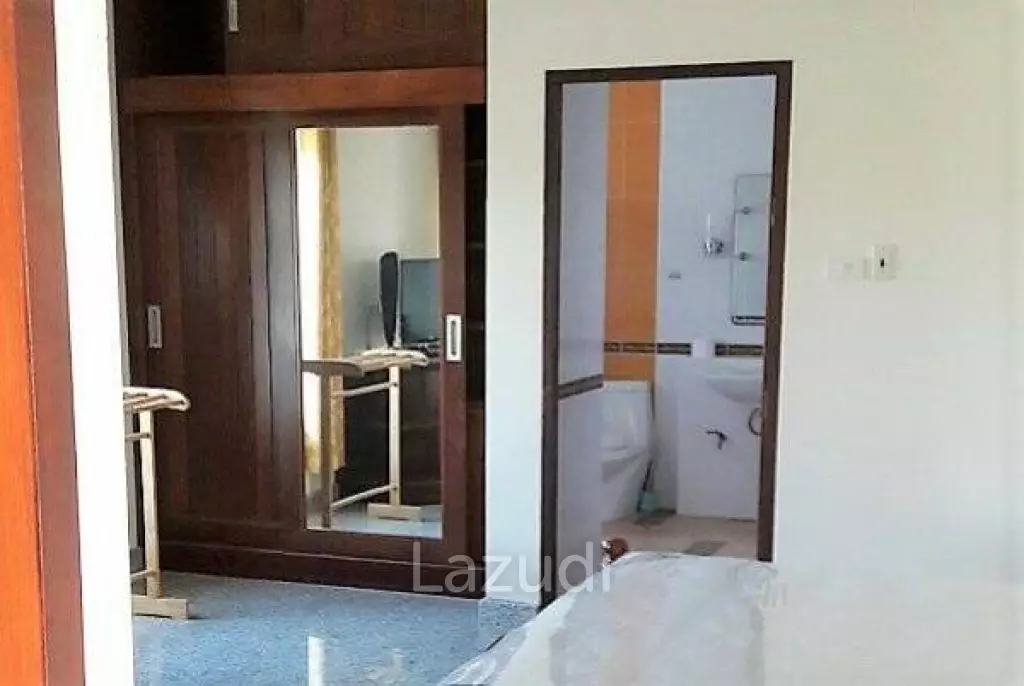 3 Bed Villa near Black Mountain