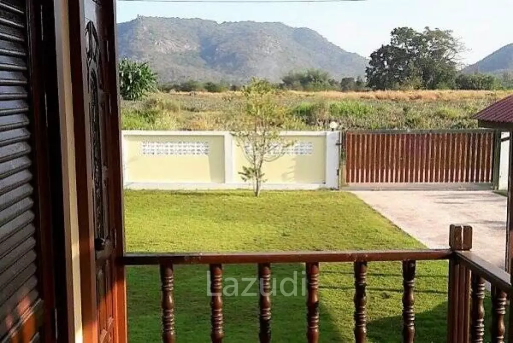3 Bed Villa near Black Mountain