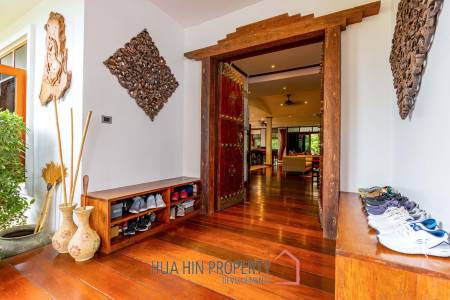 Amazing 5 Bedroom Luxury Villa on 4 Rai of Land