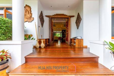 Amazing 5 Bedroom Luxury Villa on 4 Rai of Land