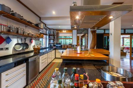 Amazing 5 Bedroom Luxury Villa on 4 Rai of Land