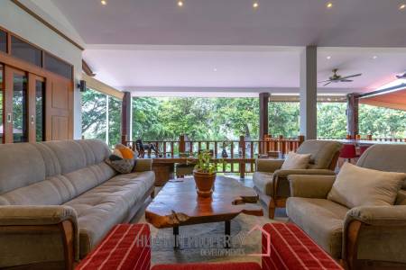 Amazing 5 Bedroom Luxury Villa on 4 Rai of Land