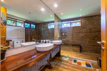 Amazing 5 Bedroom Luxury Villa on 4 Rai of Land