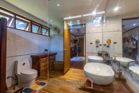Amazing 5 Bedroom Luxury Villa on 4 Rai of Land