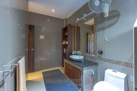 Amazing 5 Bedroom Luxury Villa on 4 Rai of Land