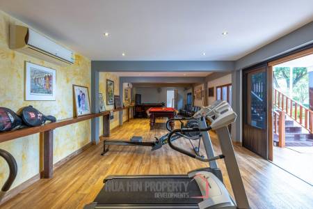 Amazing 5 Bedroom Luxury Villa on 4 Rai of Land