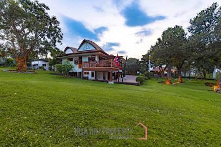 Amazing 5 Bedroom Luxury Villa on 4 Rai of Land