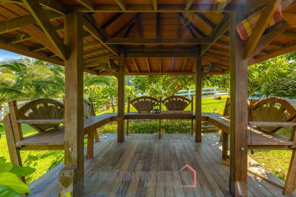 Amazing 5 Bedroom Luxury Villa on 4 Rai of Land