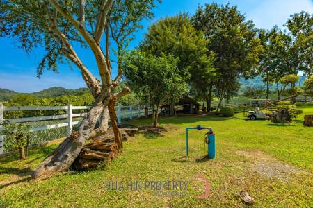 Amazing 5 Bedroom Luxury Villa on 4 Rai of Land