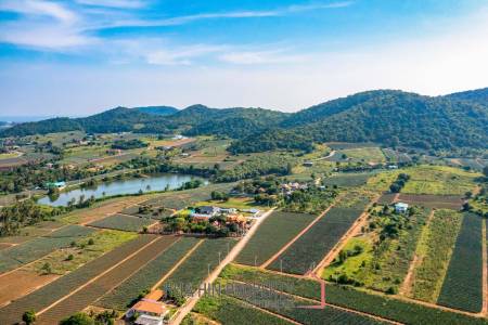 Amazing 5 Bedroom Luxury Villa on 4 Rai of Land