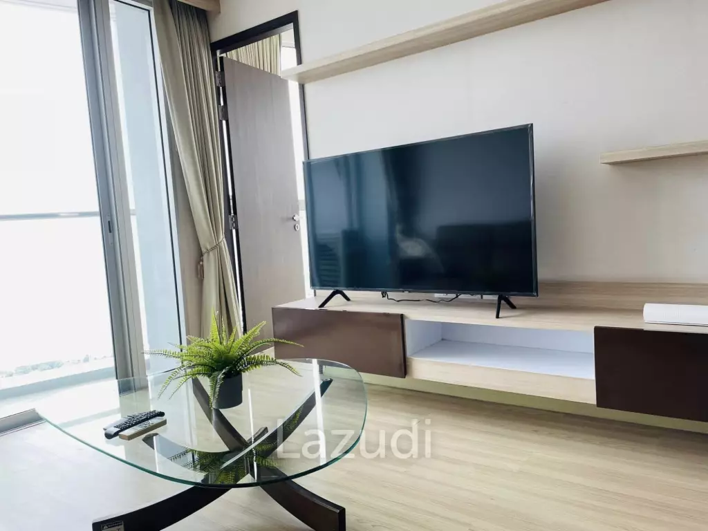 1 bed 1 bath 52 SQ.M Sky Walk Condominium