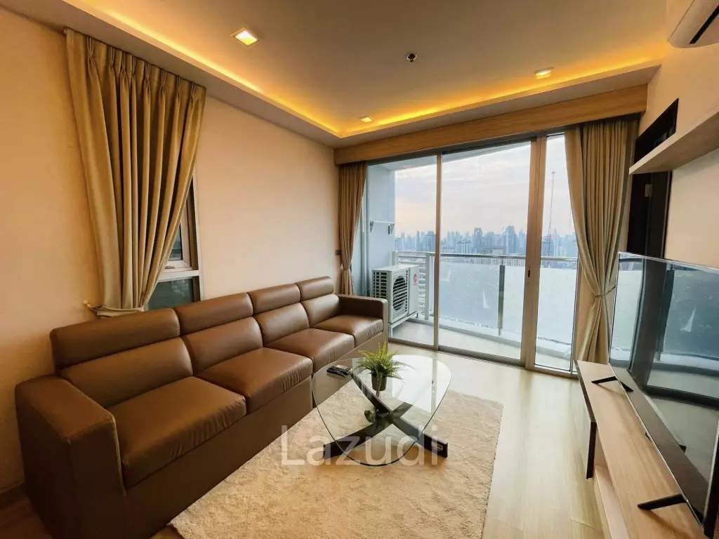 1 bed 1 bath 52 SQ.M Sky Walk Condominium