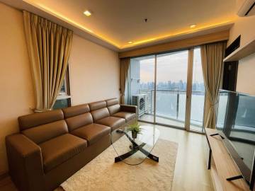 1 bed 1 bath 52 SQ.M Sky Walk Condominium