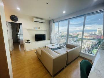 1 bed 1 bath 51 SQ.M Sky Walk Condominium