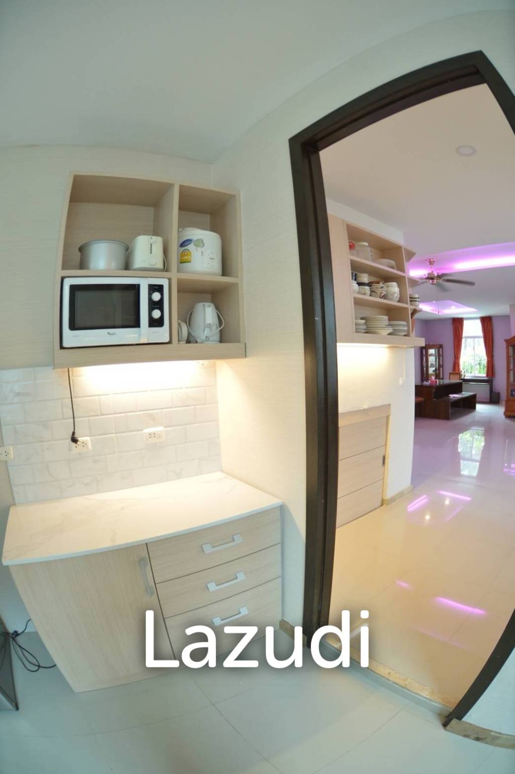 Tawanron Villa for Sale