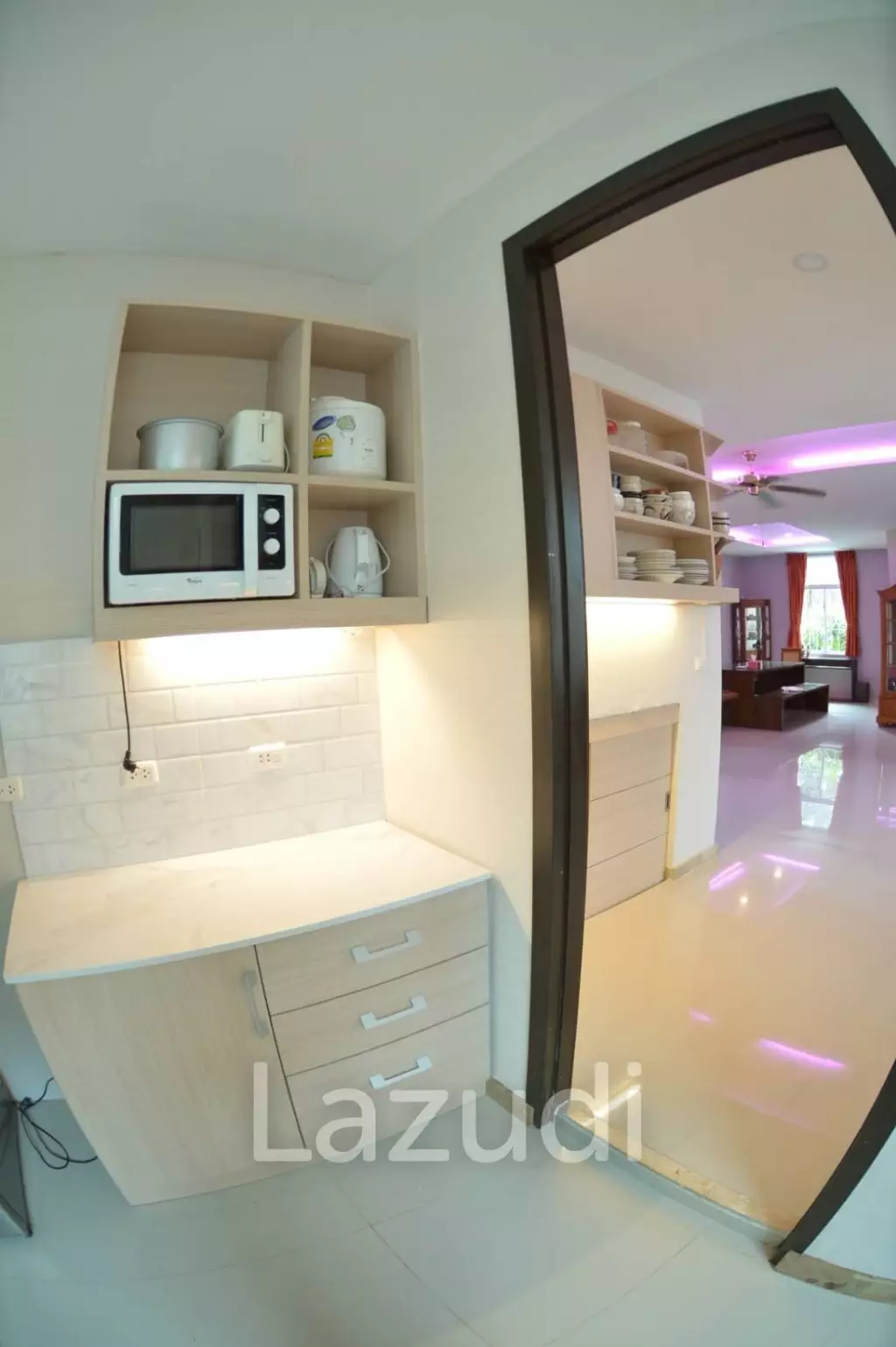 Tawanron Villa for Sale