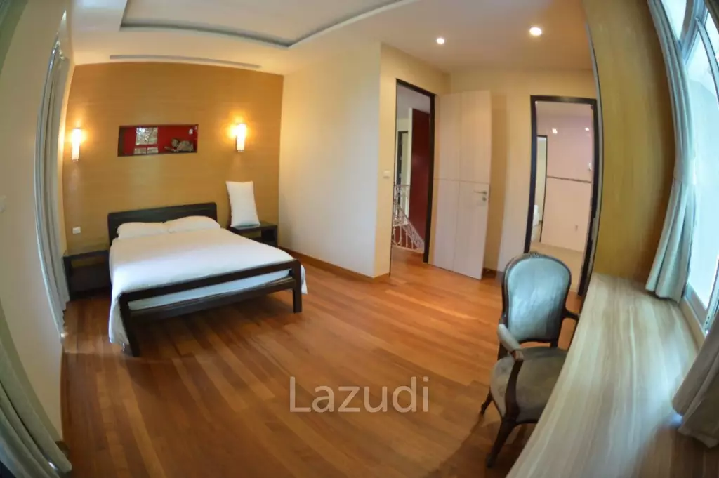 Tawanron Villa for Sale