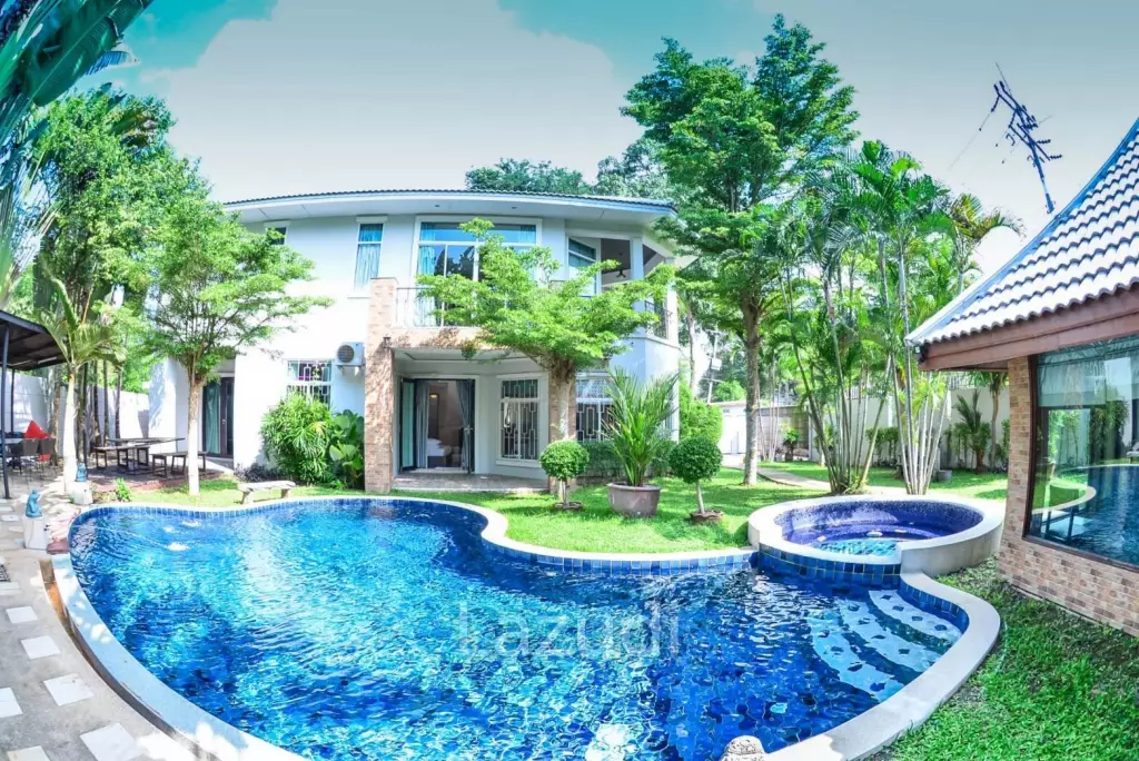 Tawanron Villa for Sale