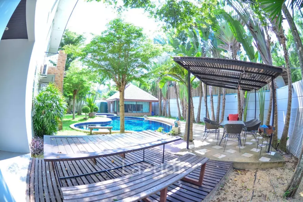 Tawanron Villa for Sale