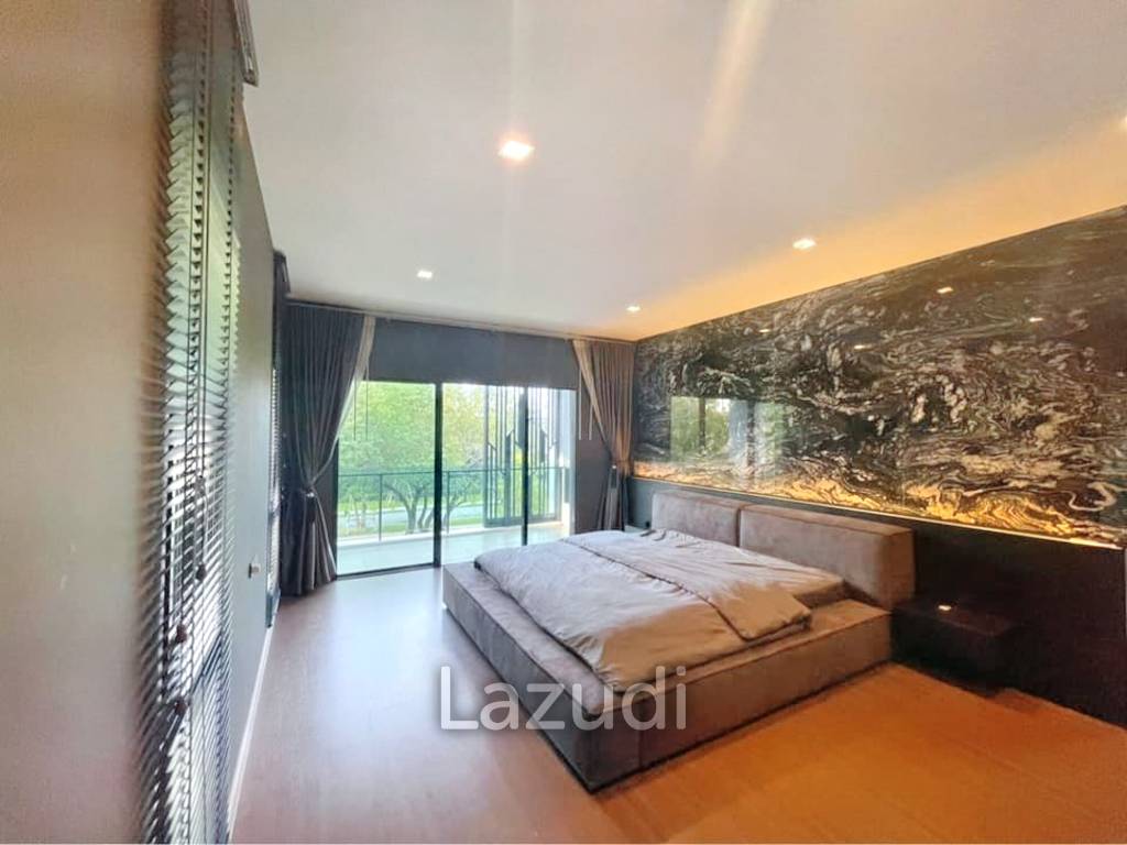 3 Bed 3 Bath 424 SQ.M Burasiri Wongwaen Onnut