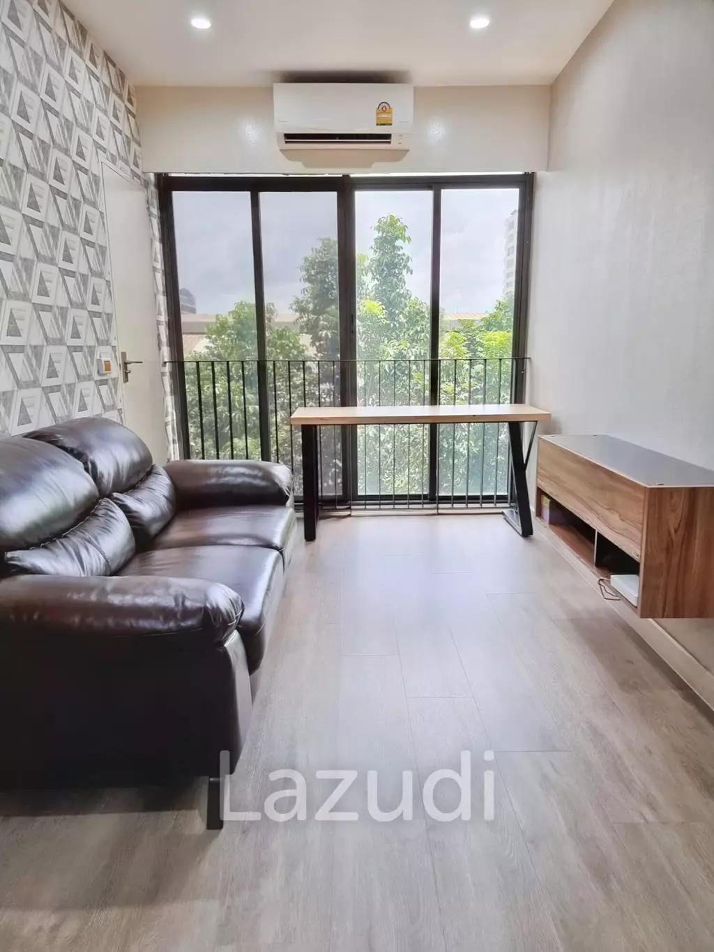 2 Bed 2 Bath 61 SQ.M Ideo Blucove Sukhumvit