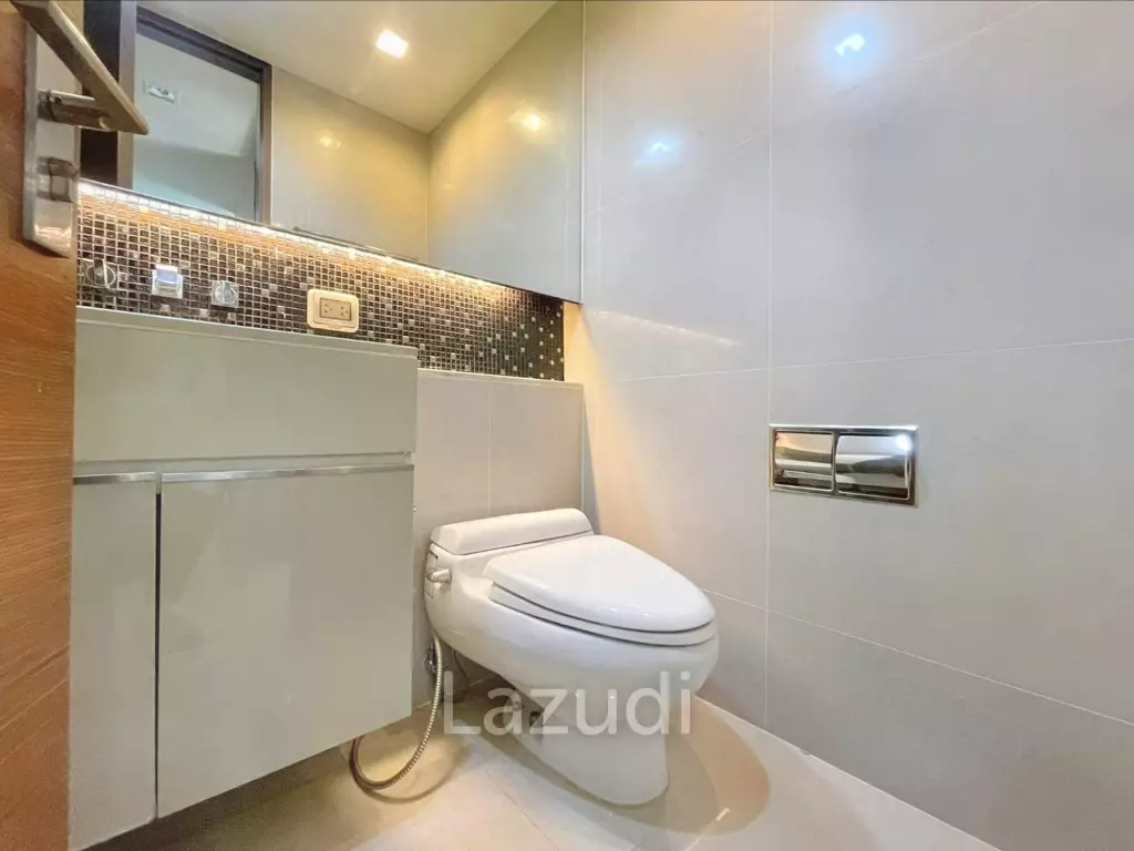 Studio 1 Bath 41 SQ.M The Address Chidlom