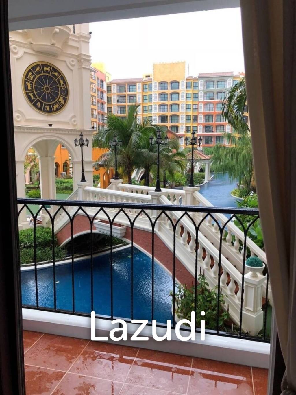 The Venetian Signature Resort Condo for Sale