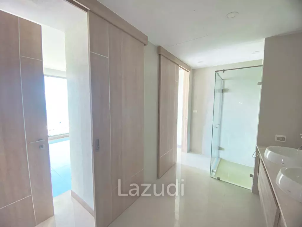 The Riviera Jomtien Condo for Sale