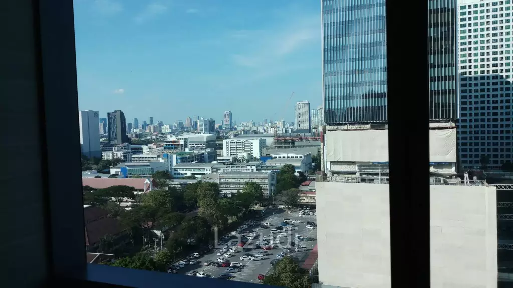 1 bed 1 bath 52 SQ.M The Room Sukhumvit 21
