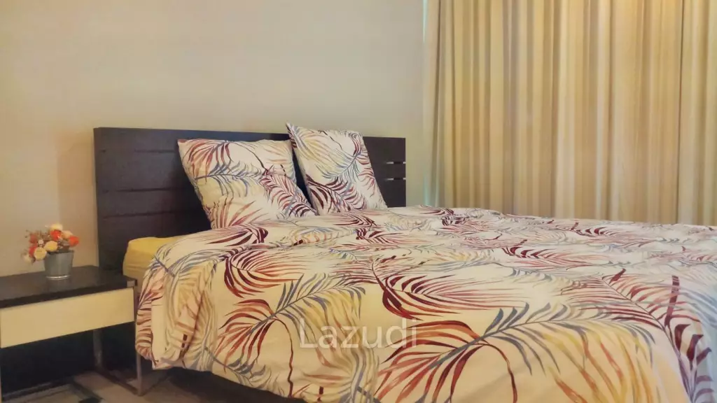 1 bed 1 bath 52 SQ.M The Room Sukhumvit 21