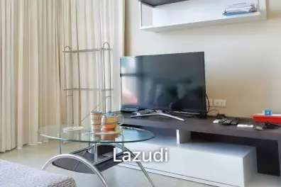 1 bed 1 bath 52 SQ.M The Room Sukhumvit 21