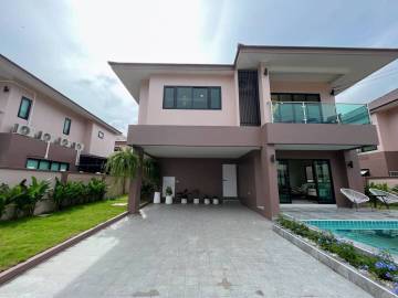 Pool Villa for Rent at The Lake Huay - Yai