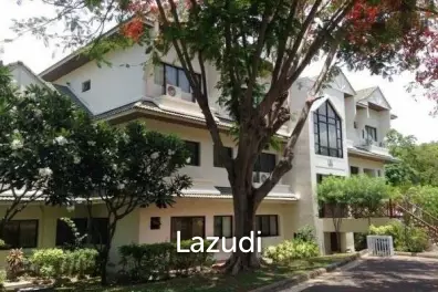 2 Bed Condo on Palm Hills Golf Course
