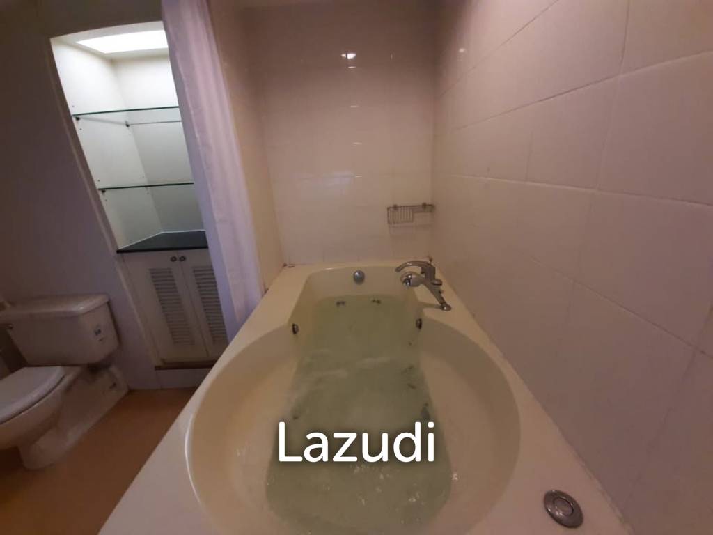 2 Bed 142 SQ.M. Supalai Place Sukhumvit 39
