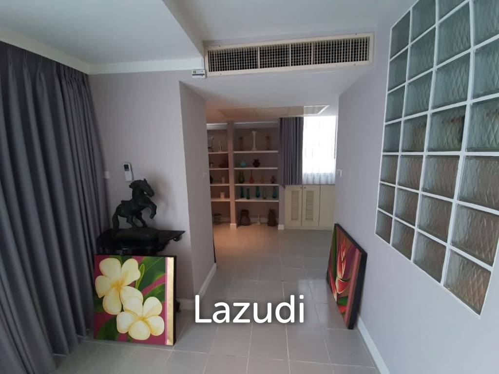 2 Bed 142 SQ.M. Supalai Place Sukhumvit 39