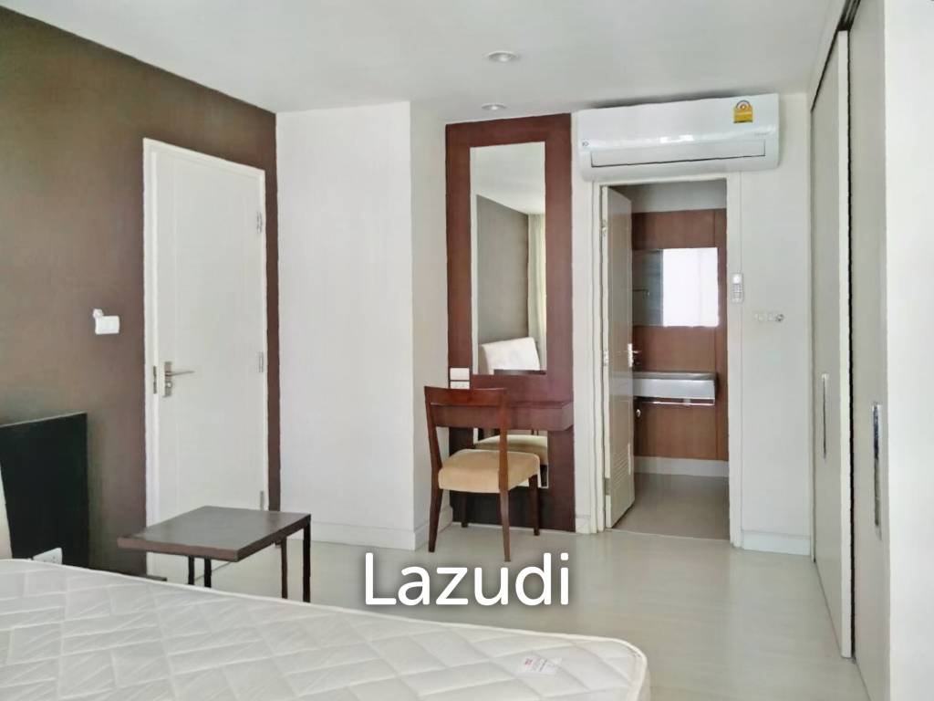 2 bed 2 bath 63.84 SQ.M The Bangkok Sathorn-Taksin