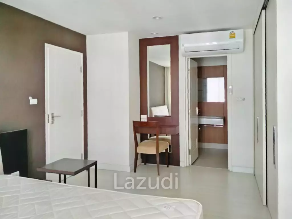 2 bed 2 bath 63.84 SQ.M The Bangkok Sathorn-Taksin