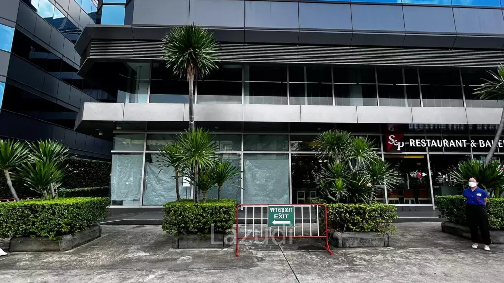 Retail Shop For Rent At Olympia Thai Tower