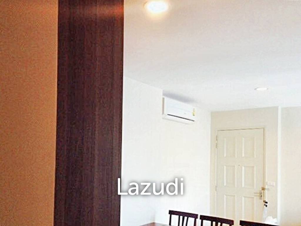 2 bed 2 bath 65 SQ.M life @ sathorn 10
