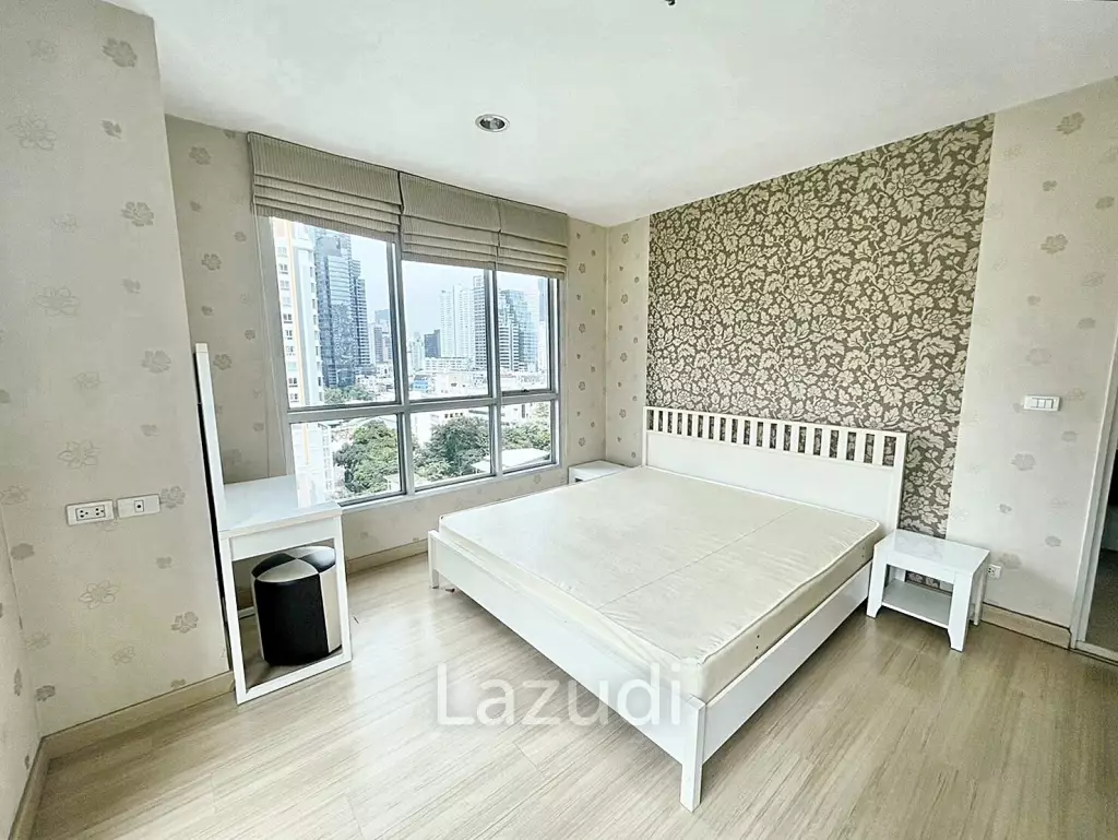 2 bed 2 bath 65 SQ.M life @ sathorn 10