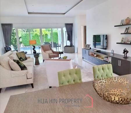 ARIA HUA HIN : 3 bed pool villa
