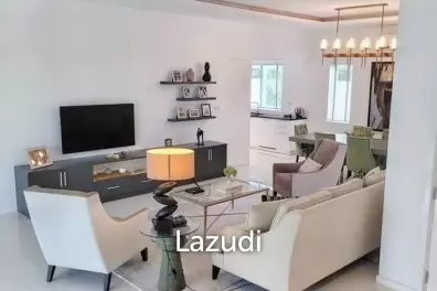 ARIA HUA HIN : 3 bed pool villa