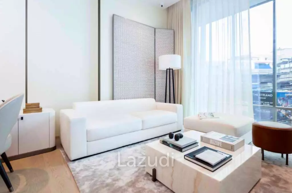 1 Bed 1 Bath 50.73 SQ.M. The Strand Thonglor