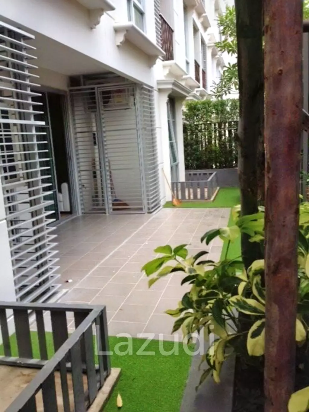 2 Bedroom 2 Bathroom 90 SQ.M at Maestro 39