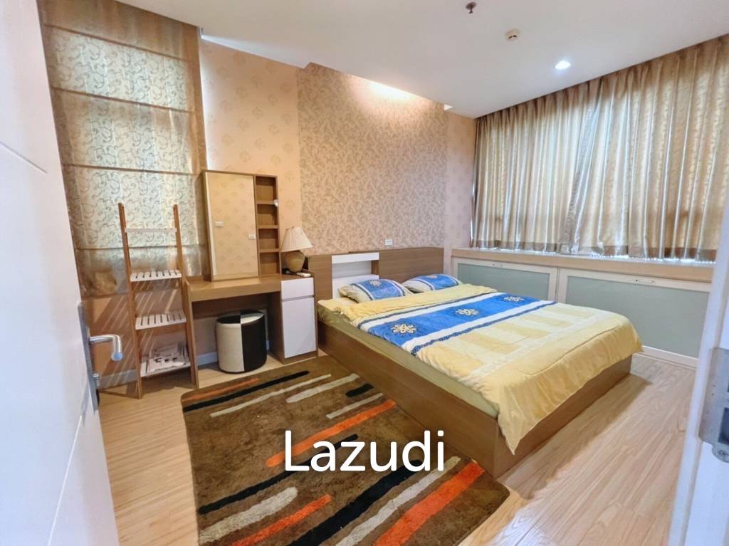 1 bed 1 bath 39 SQ.M T.C. Green Condominium