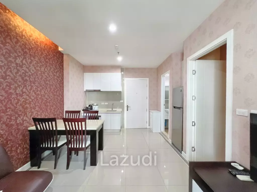 1 bed 1 bath 39 SQ.M T.C. Green Condominium